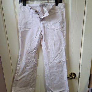GAP - size 6 White Pants